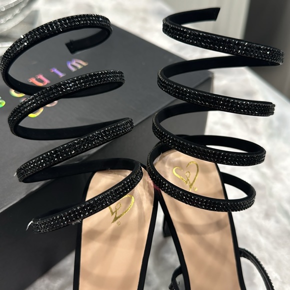 SPECIAL — Windsor rhinestone heels - Picture 6 of 10